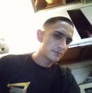 Meet your Posher, Eduardo